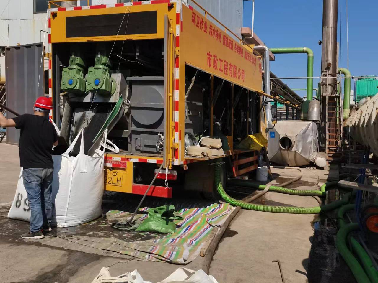 遵化淤泥压干处理